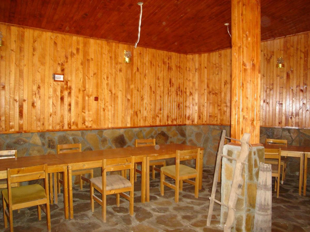 Хотел Галина Палас Srem Bagian luar foto